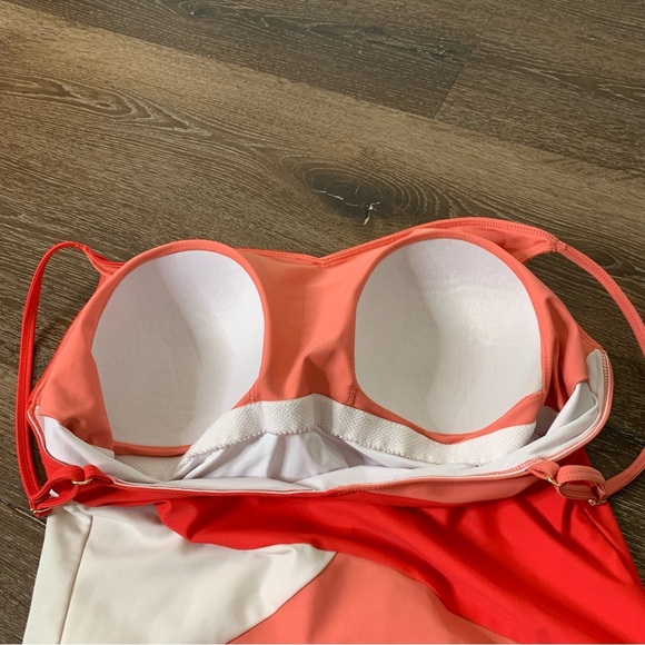 Summersalt Womens the Marina one piece swimsuit 14 - Picture 8 of 9